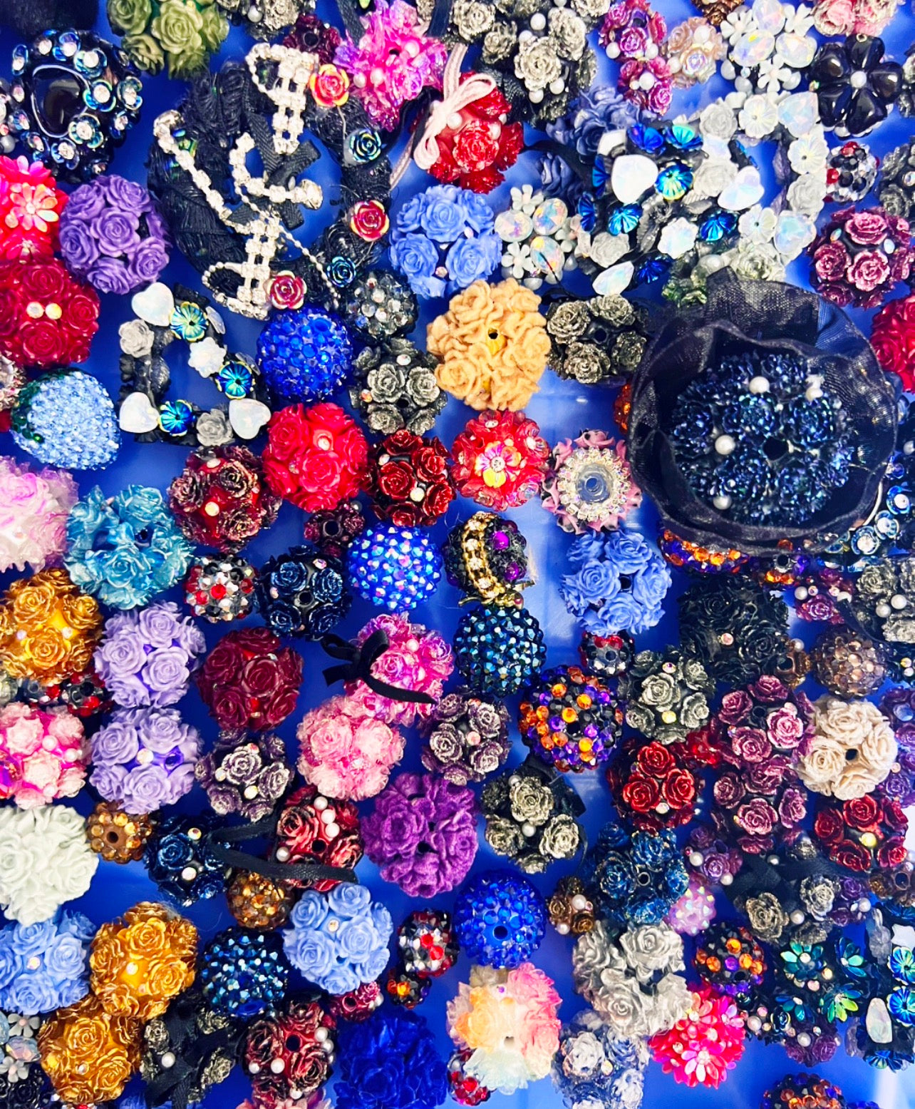 Open In Live- Luxury FLower Beads Mix