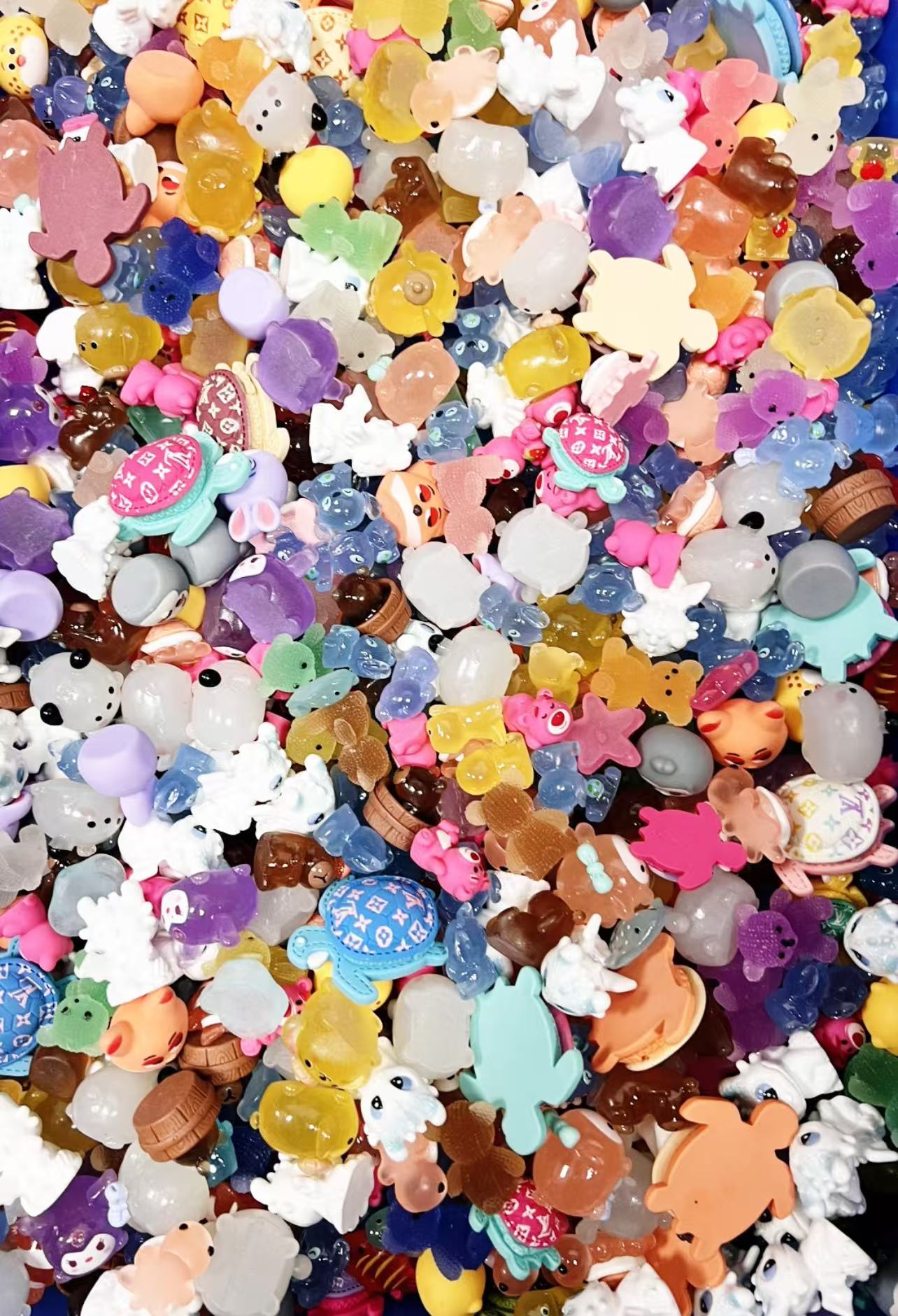 Live Product- Luminous Animal World DIY Decoration