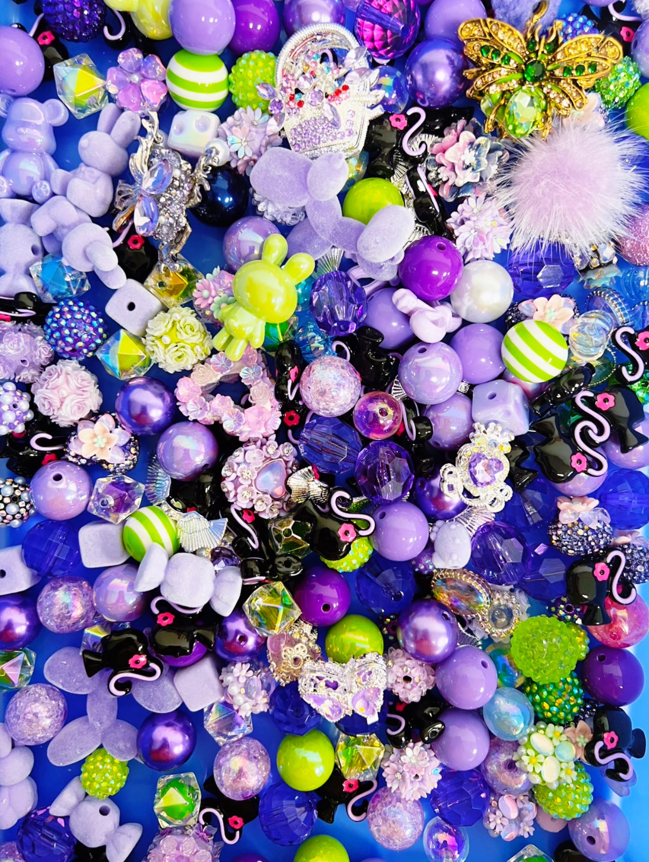 Live Product- Passion Purple Beads Mix --Playing on Conveyor Belt
