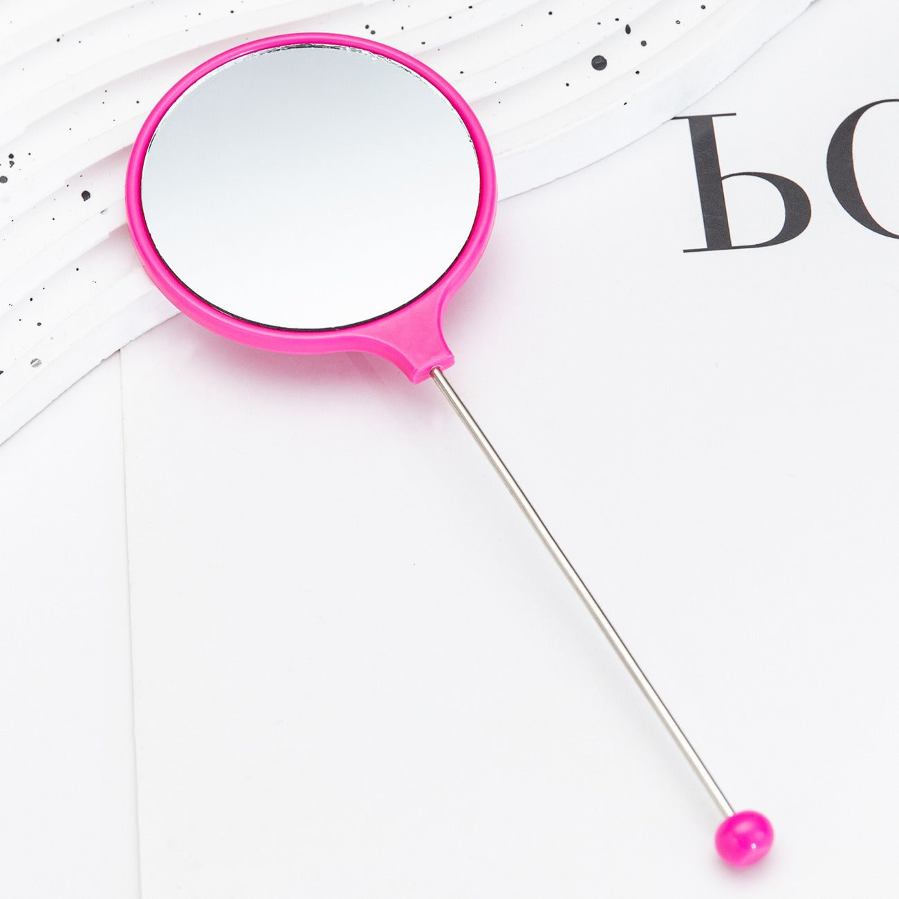 Handheld round DIY beaded small mirror, portable high definition mirror handheld mirror girls special handle makeup mirror