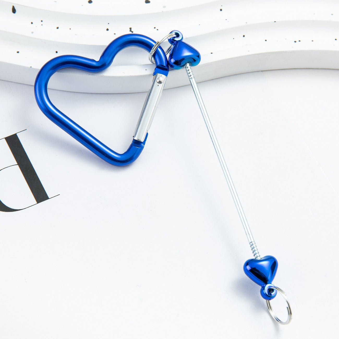 DIY love beaded mountaineering buckle metal hook key buckle backpack mountaineering buckle multifunctional outdoor mountaineering buckle