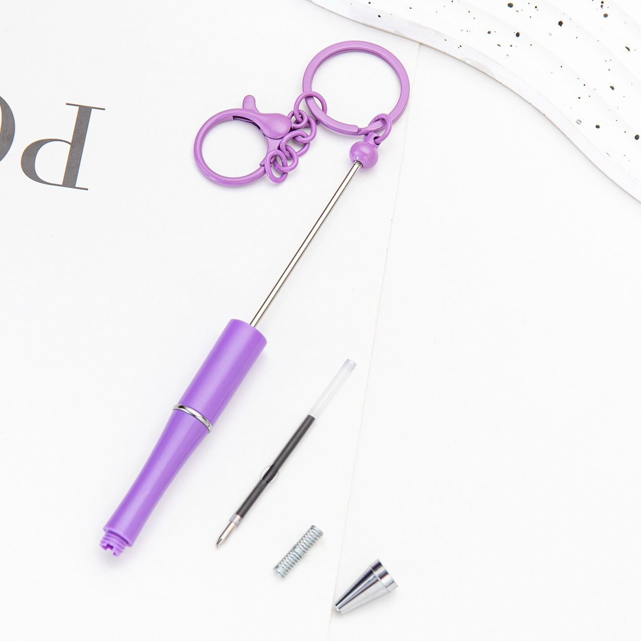 New DIY rotating medium oil ballpoint pen portable keychain bead pen handmade decorative ballpoint pen wholesale