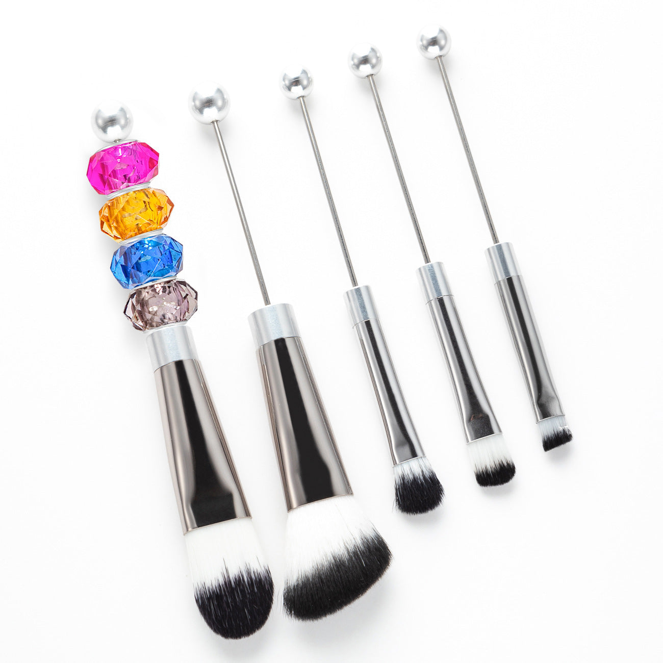 5 DIY metal handle beaded makeup brush set, blush brush, loose powder brush, oblique head, eyeshadow, eyebrow brush, beauty tool.