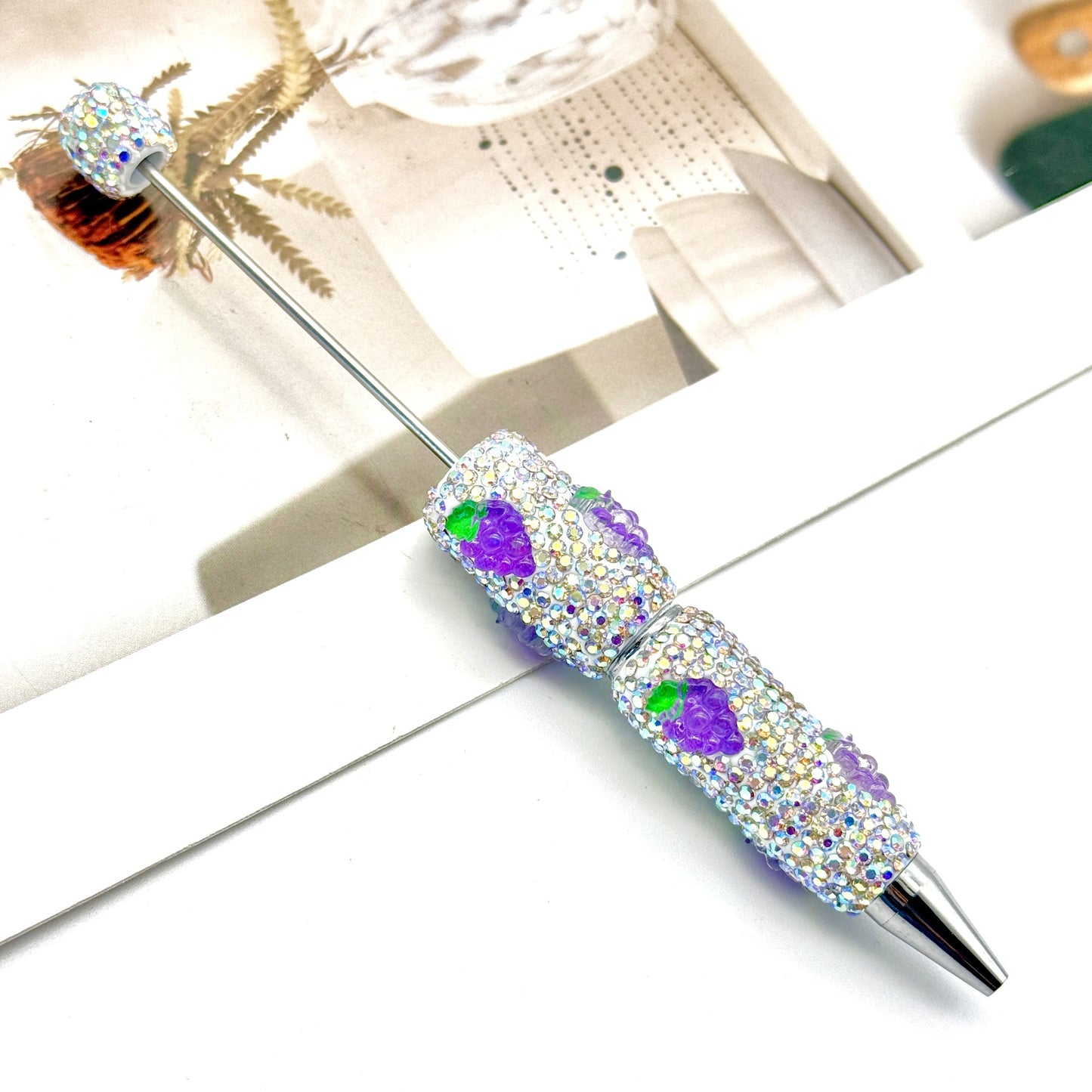 Fruit patch full diamond bead pen exquisite design shining full diamond writing smooth and realistic fruit patch decorative pen