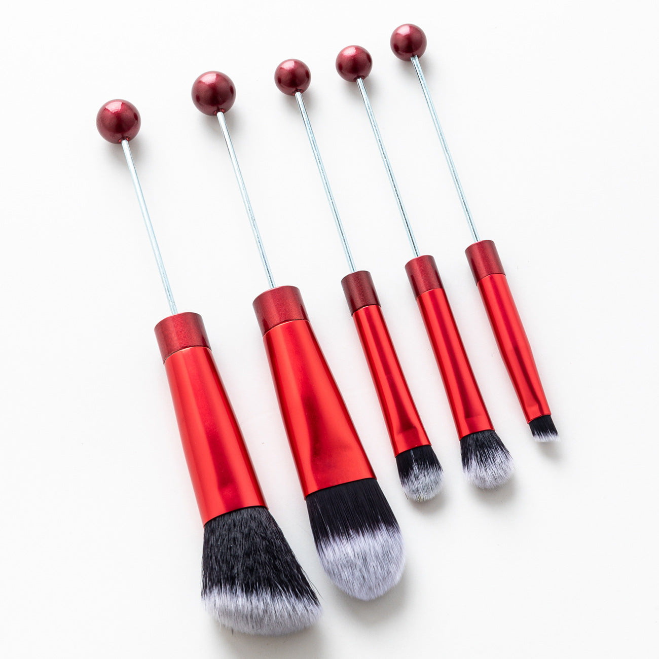 5 DIY metal handle beaded makeup brush set, blush brush, loose powder brush, oblique head, eyeshadow, eyebrow brush, beauty tool.