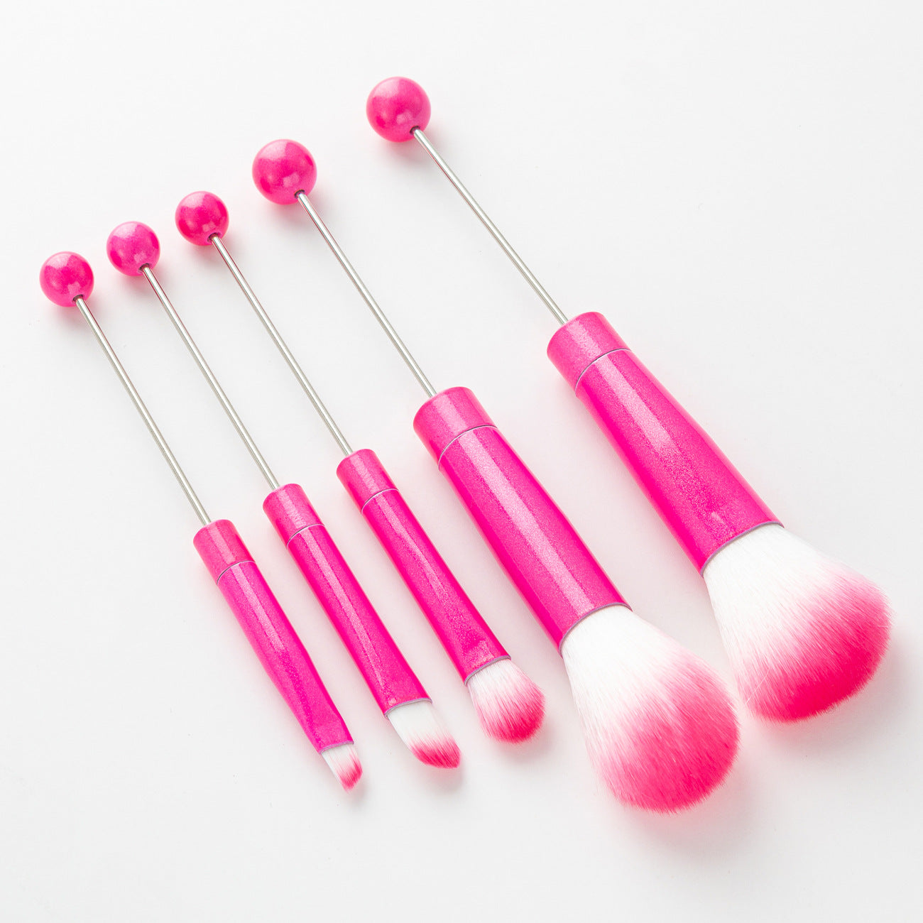 5 DIY metal handle beaded makeup brush set, blush brush, loose powder brush, oblique head, eyeshadow, eyebrow brush, beauty tool.