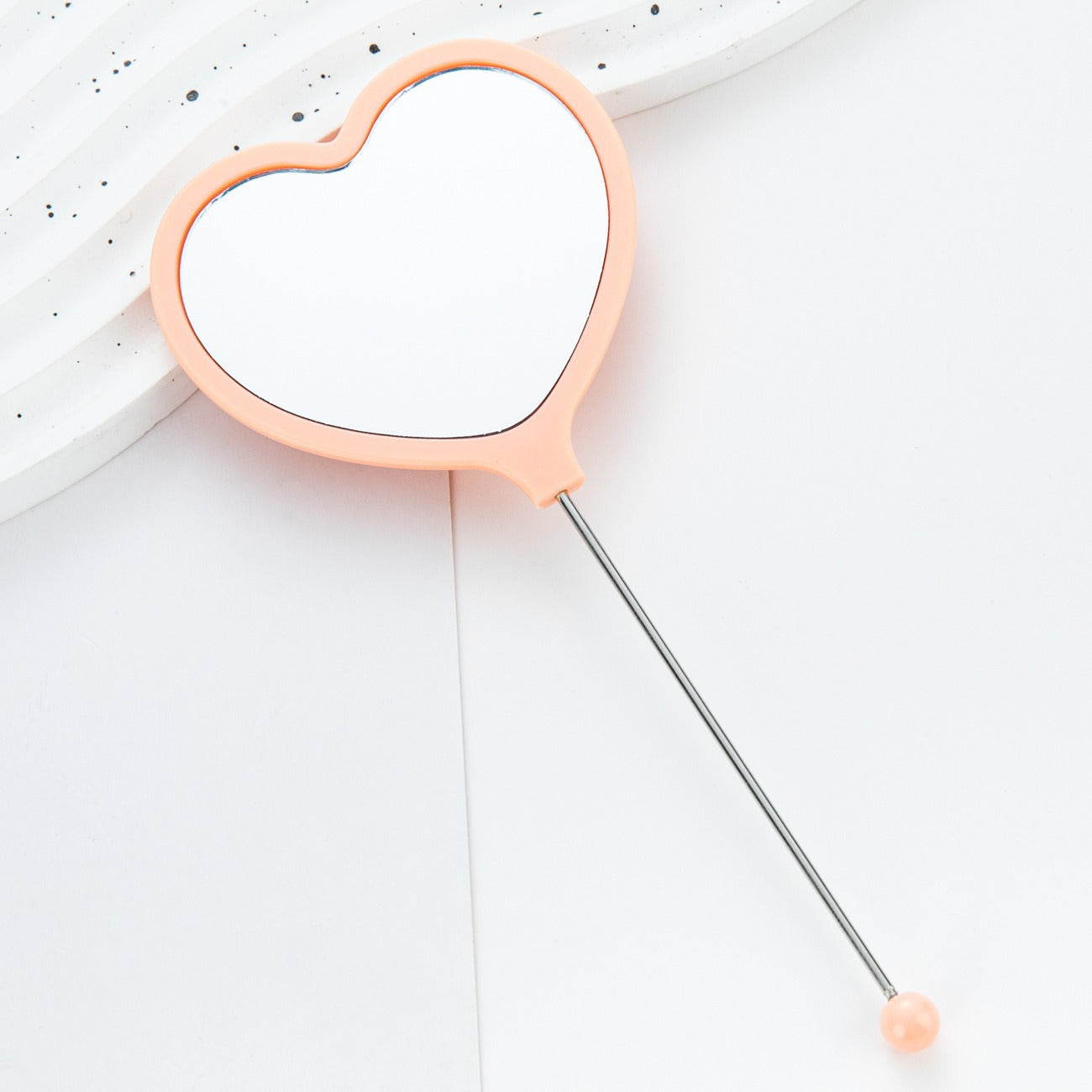 New DIY beaded handle mirror handheld makeup mirror portable single-sided vanity mirror plastic love makeup mirror