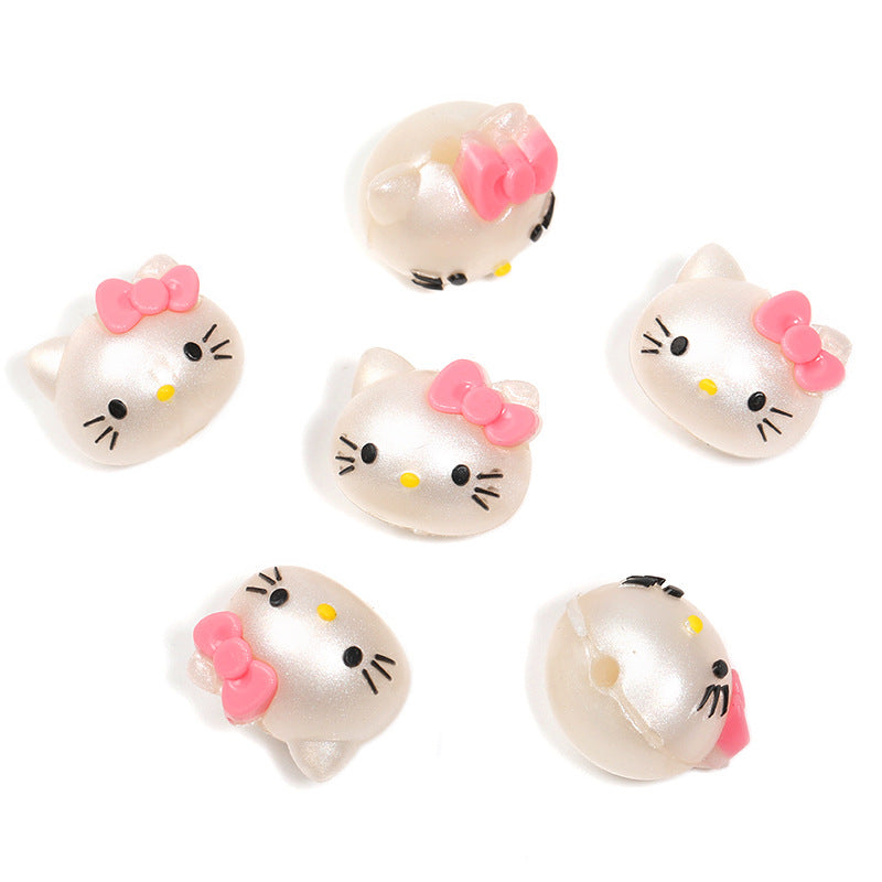 Cartoon eco-friendly silicone KT cat through-hole beads Sanrio strawberry bear doll beaded DIY mobile phone chain accessories