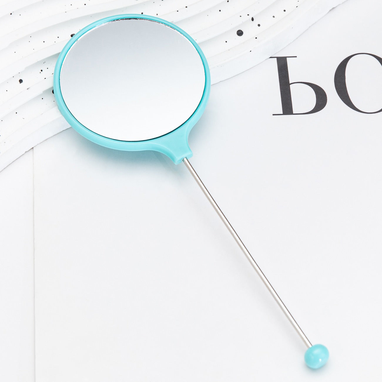 Handheld round DIY beaded small mirror, portable high definition mirror handheld mirror girls special handle makeup mirror