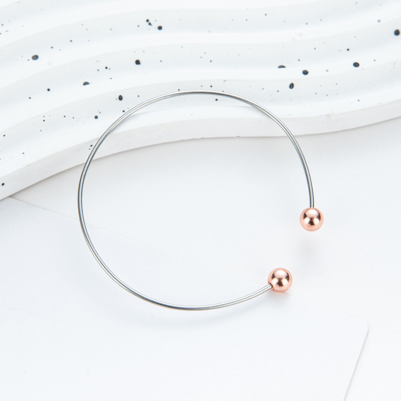Cross-border DIY beaded bracelet handmade couple beaded bracelet bracelet C-type beveled open bracelet spot wholesale