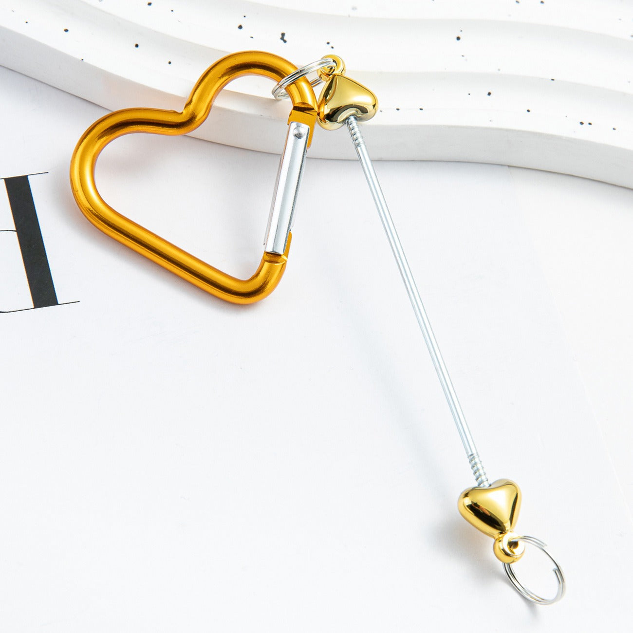 DIY love beaded mountaineering buckle metal hook key buckle backpack mountaineering buckle multifunctional outdoor mountaineering buckle