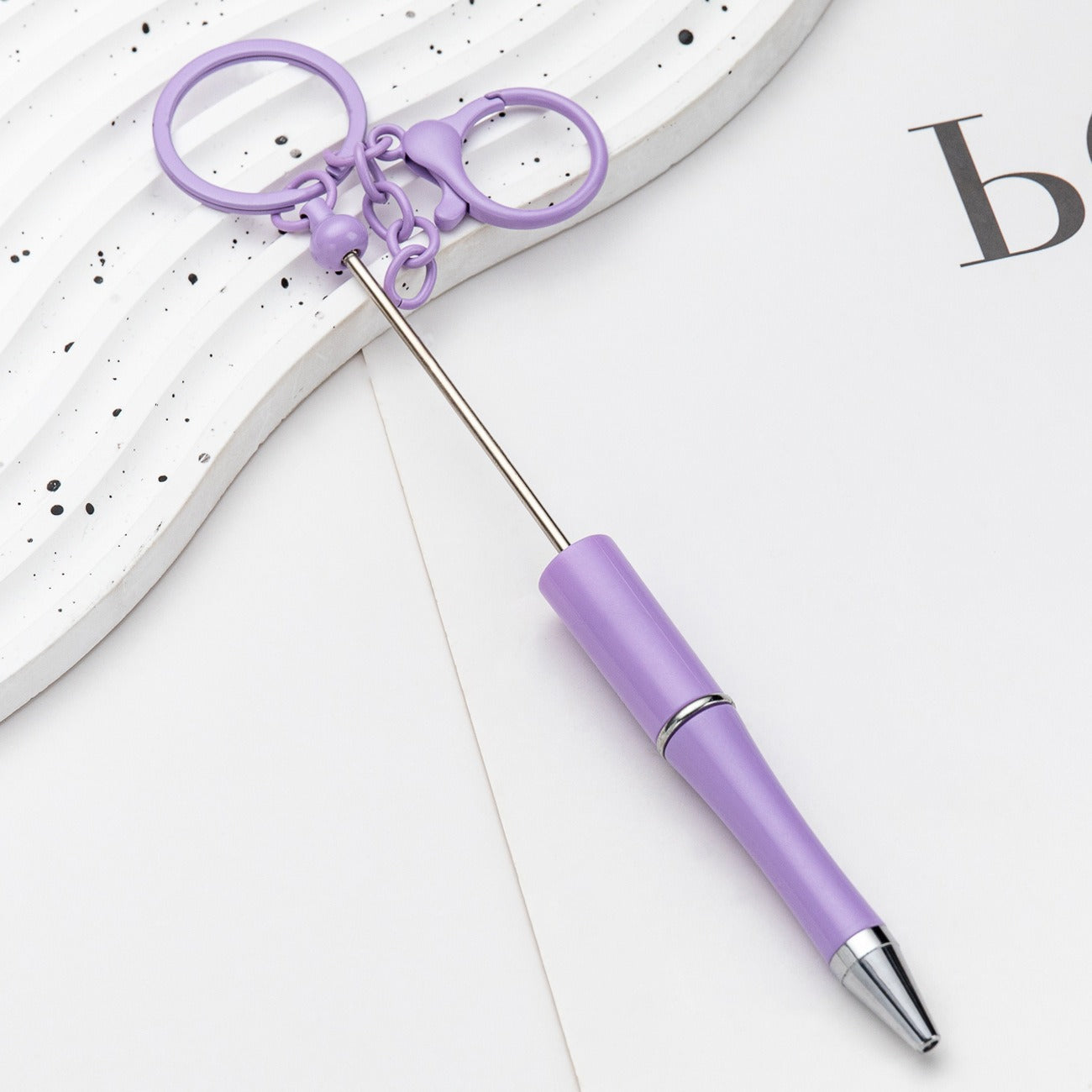 New DIY rotating medium oil ballpoint pen portable keychain bead pen handmade decorative ballpoint pen wholesale