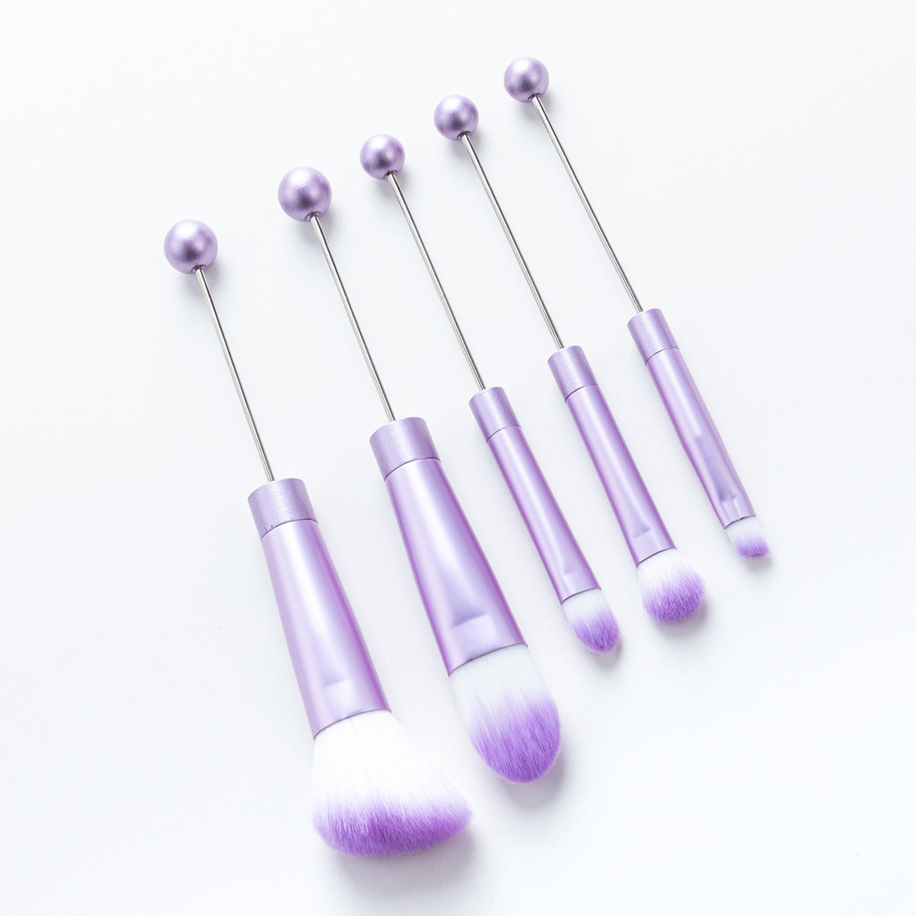 5 DIY metal handle beaded makeup brush set, blush brush, loose powder brush, oblique head, eyeshadow, eyebrow brush, beauty tool.