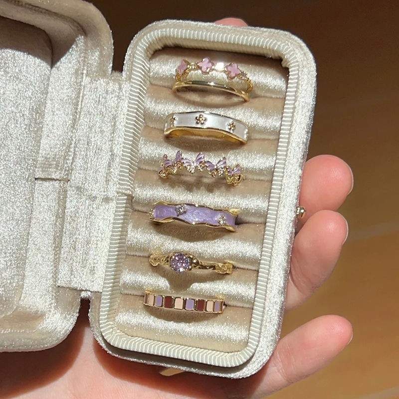 🔥🔥🔥 Most Popular Recently!  Classic Velvet Jewelry Box KIT- Incl 5-6 Rings