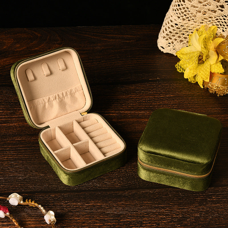 🔥🔥🔥 Most Popular Recently!  Classic Velvet Jewelry Box KIT- Incl 5-6 Rings