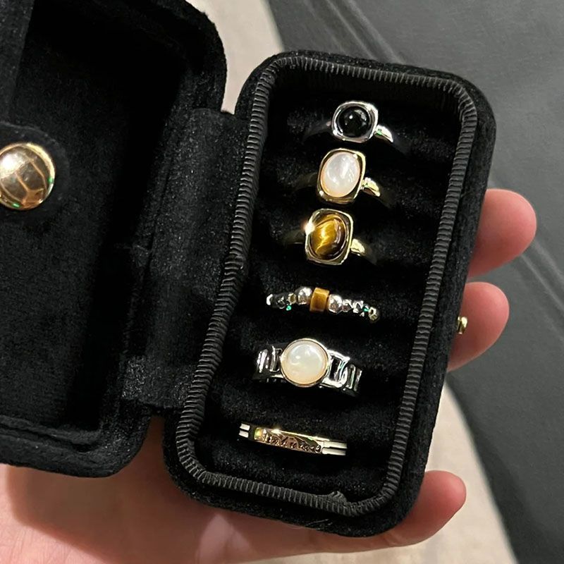 🔥🔥🔥 Most Popular Recently!  Classic Velvet Jewelry Box KIT- Incl 5-6 Rings