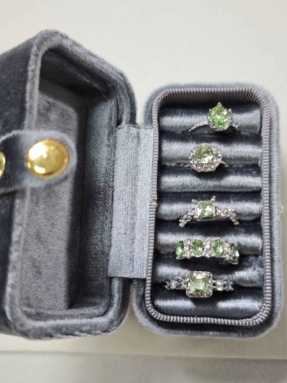 🔥🔥🔥 Most Popular Recently!  Classic Velvet Jewelry Box KIT- Incl 5-6 Rings