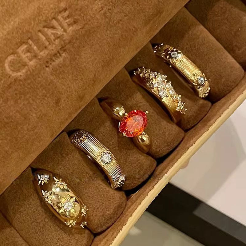 🔥🔥🔥 Most Popular Recently!  Classic Velvet Jewelry Box KIT- Incl 5-6 Rings