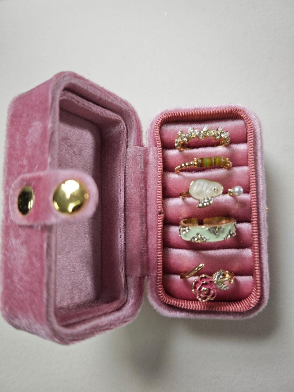 🔥🔥🔥 Most Popular Recently!  Classic Velvet Jewelry Box KIT- Incl 5-6 Rings