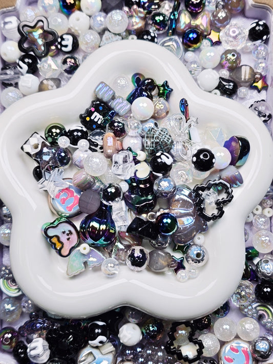 🔥🔥 NEW【For Jewelry/Bag Chain/Key Chain 】Beads Only of Black Flourishing Series