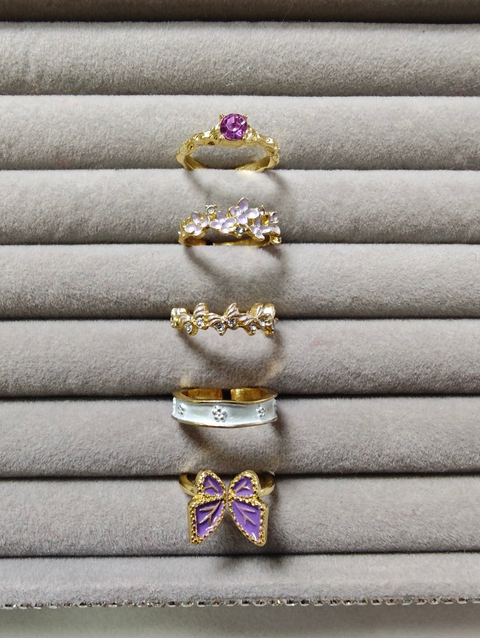 🔥🔥🔥 Most Popular Recently!  Classic Velvet Jewelry Box KIT- Incl 5-6 Rings