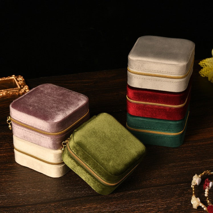 🔥🔥🔥 Most Popular Recently!  Classic Velvet Jewelry Box KIT- Incl 5-6 Rings